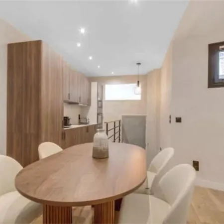 Apartment Maison De Charme Au Coeur De Batignolles